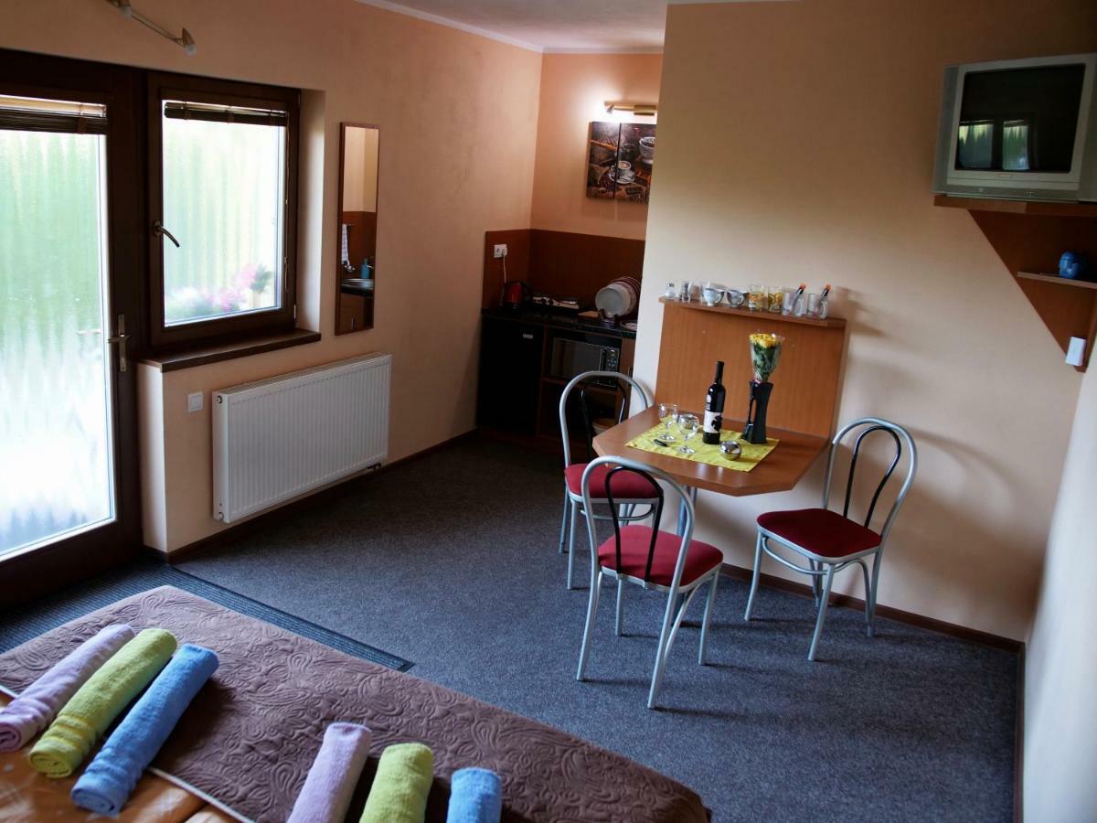 Apartmány u Slavky Bešeňová Esterno foto