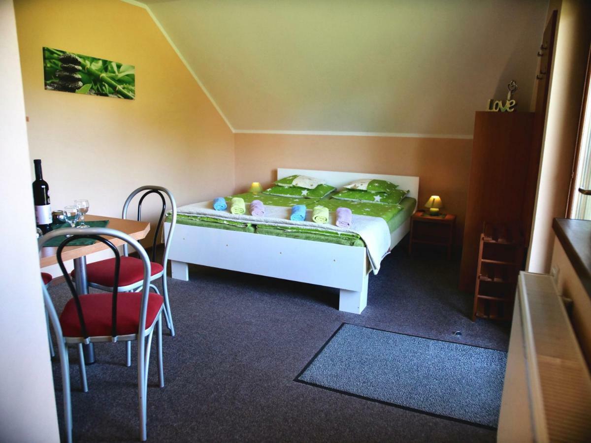Apartmány u Slavky Bešeňová Esterno foto