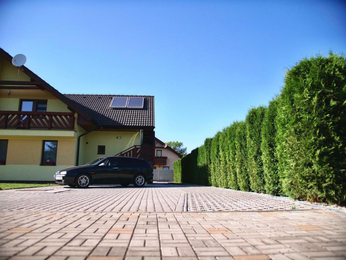 Apartmány u Slavky Bešeňová Esterno foto